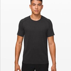 Lululemon Metal Vent Tech Short Sleeve